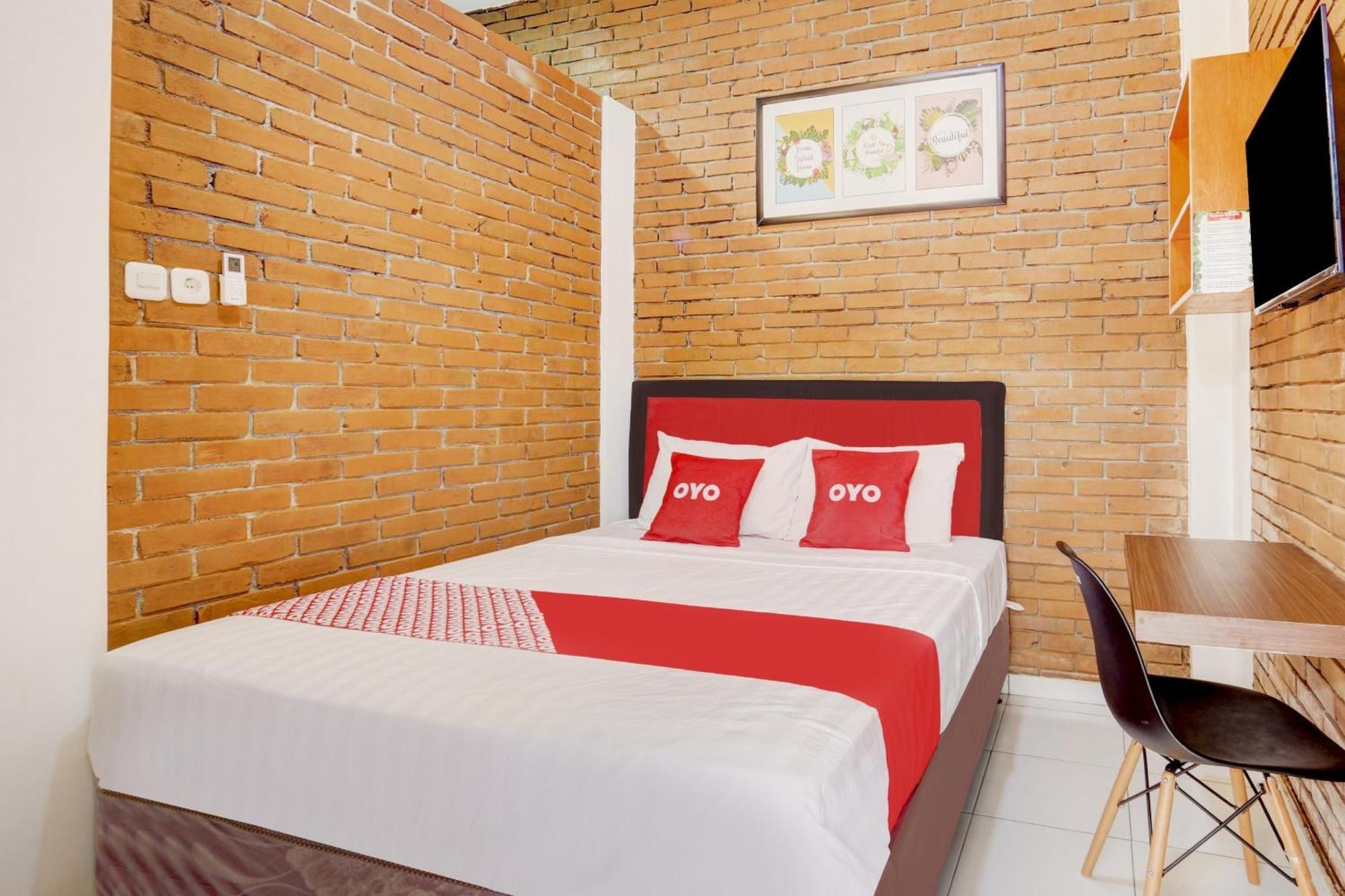 Hotel Oyo 90758 D Kost In Kandri